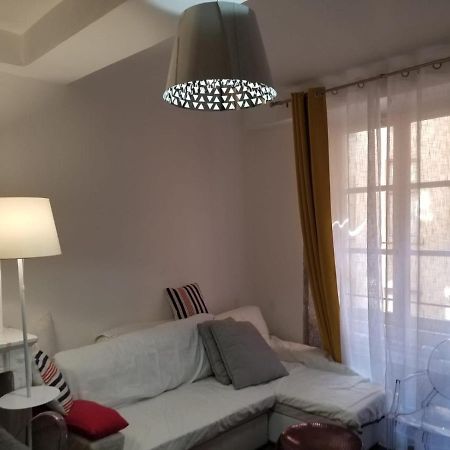 La Traboule Vieux Lyon Apartment Luaran gambar